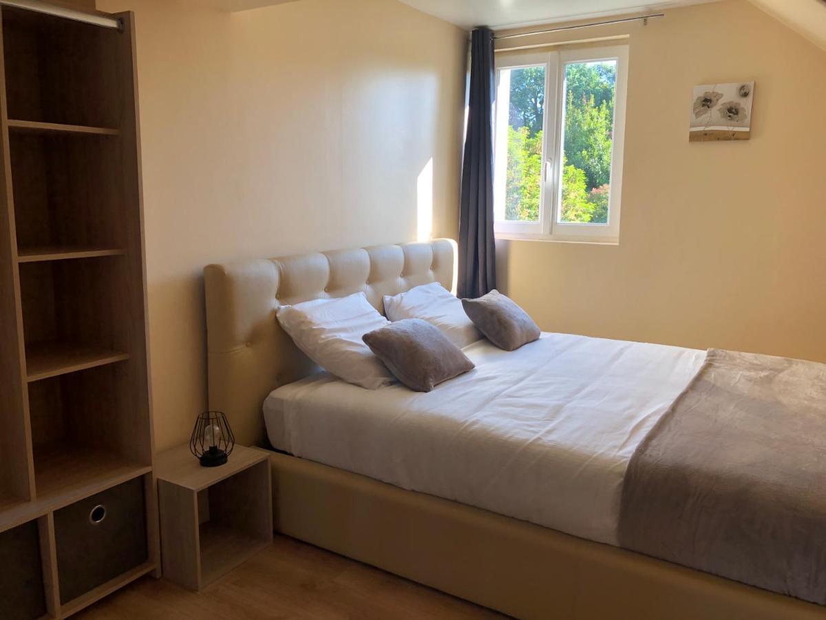 Bed and Breakfast Le Nid Du Franc Avranches Exterior foto
